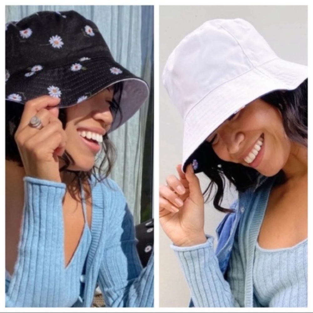 NWT Alice + Olivia Reversible Floral Bucket Hat
